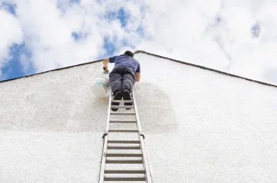 Peinture extérieure à Longessaigne — façades et ravalement
